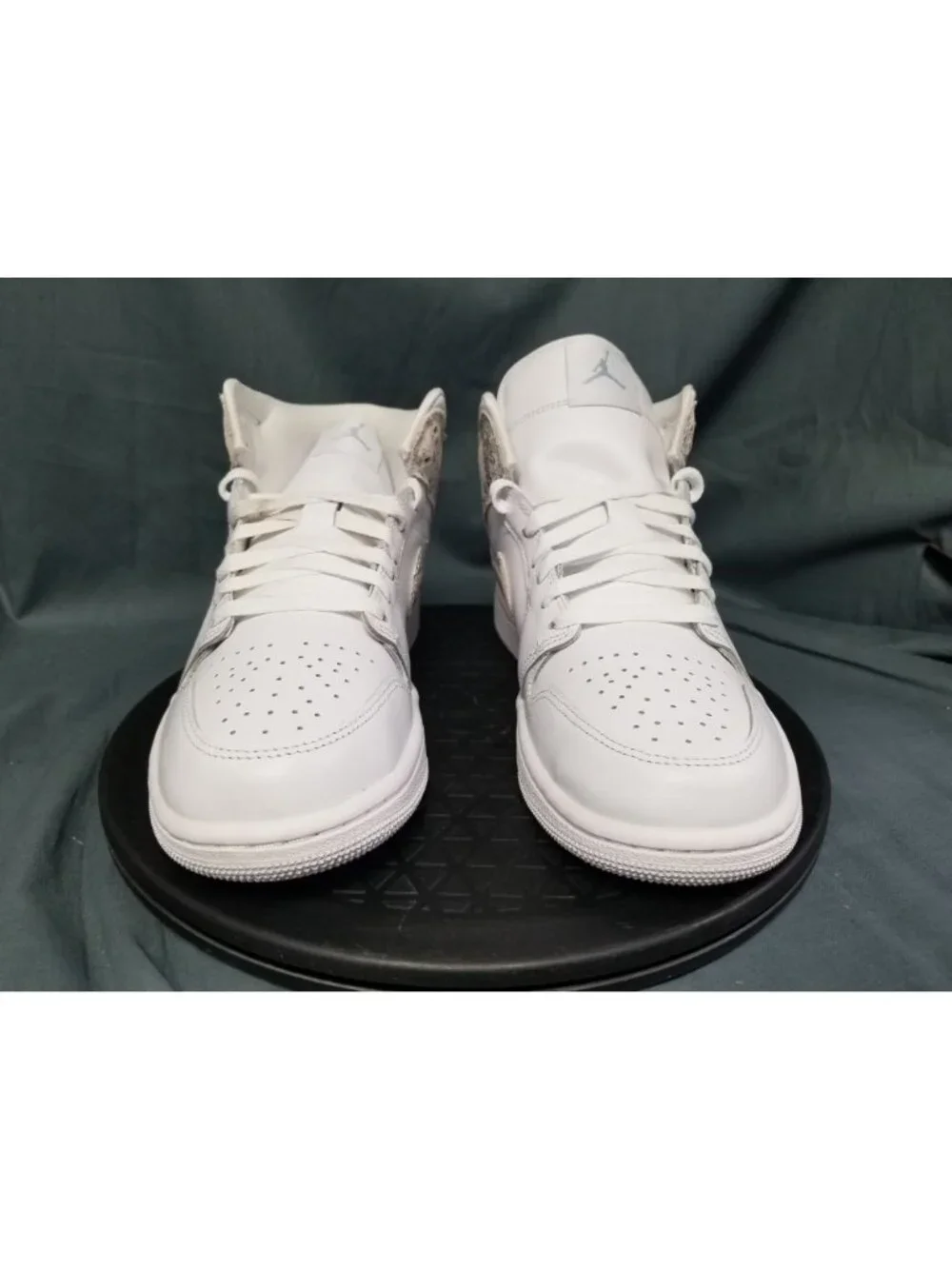 Air Jordan 1 Mid SE Distressed White Field Silver IR 2271 100 New Size 8 NO BOX